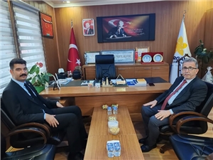 BAŞKANLA FOTOĞRAFLAR