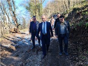 Çamlı Mahallesi Beton Yol Yapımı Devam Ediyor.